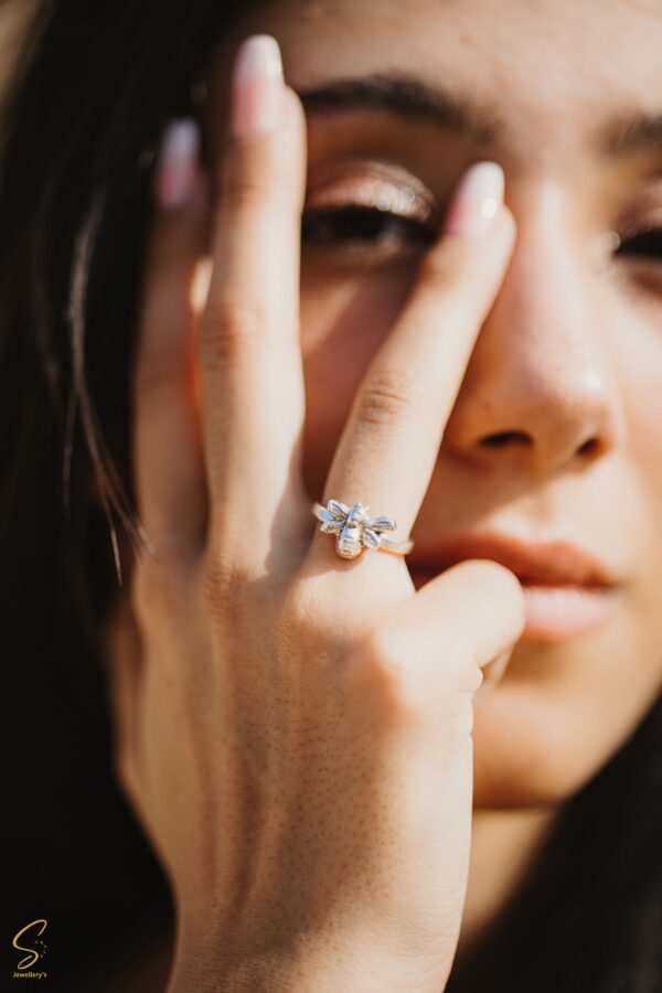 Sparkling Butterfly Ring